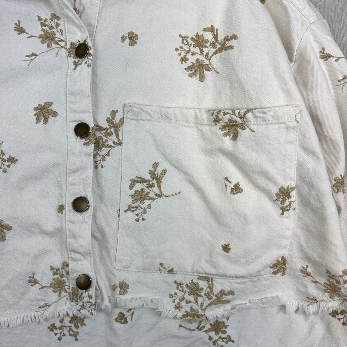 Zara Womens White Denim Oversized Cropped Flower Embrodery Jacket Size Small