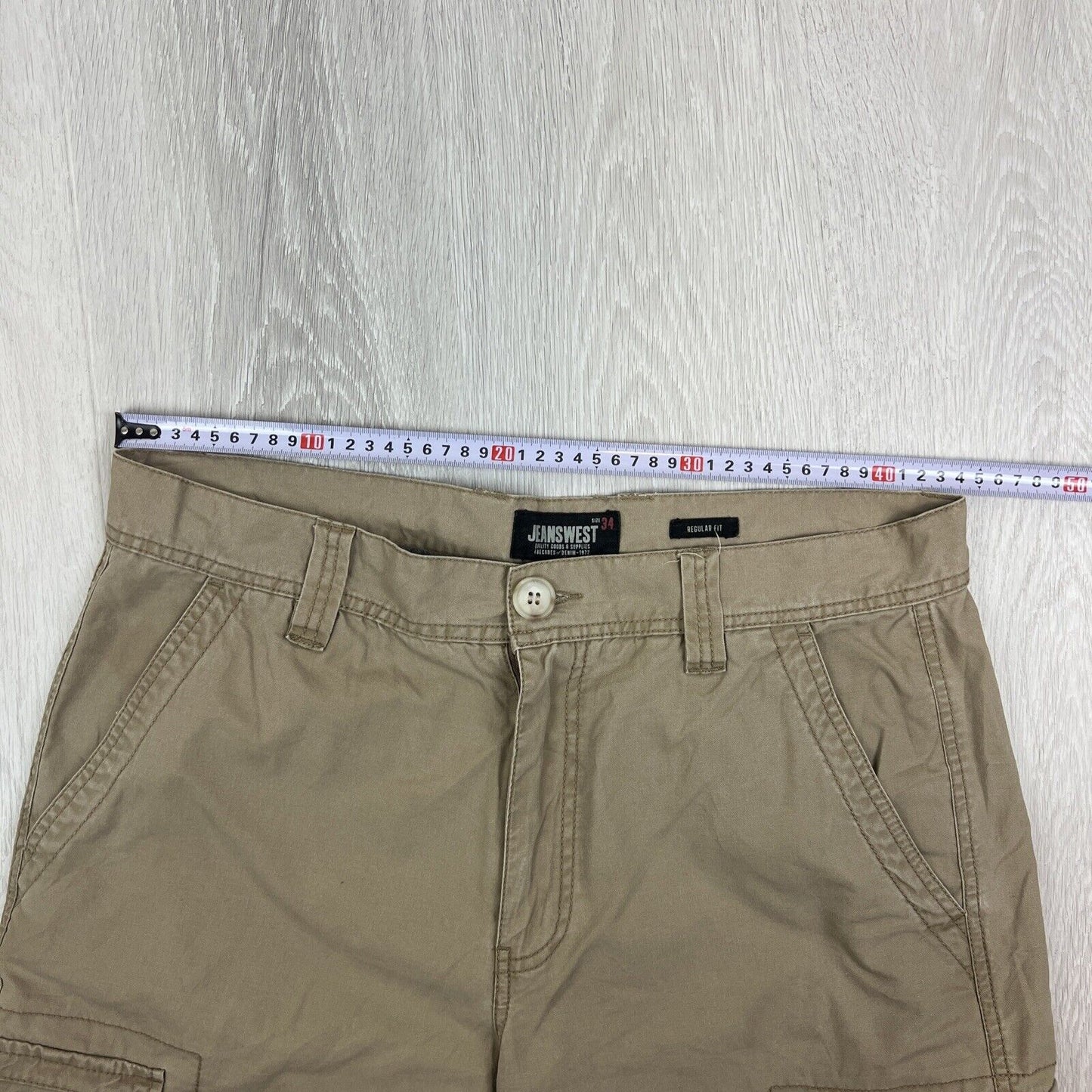 Jeanswest Mens Regular Fit Beige Cargo Shorts Size 34