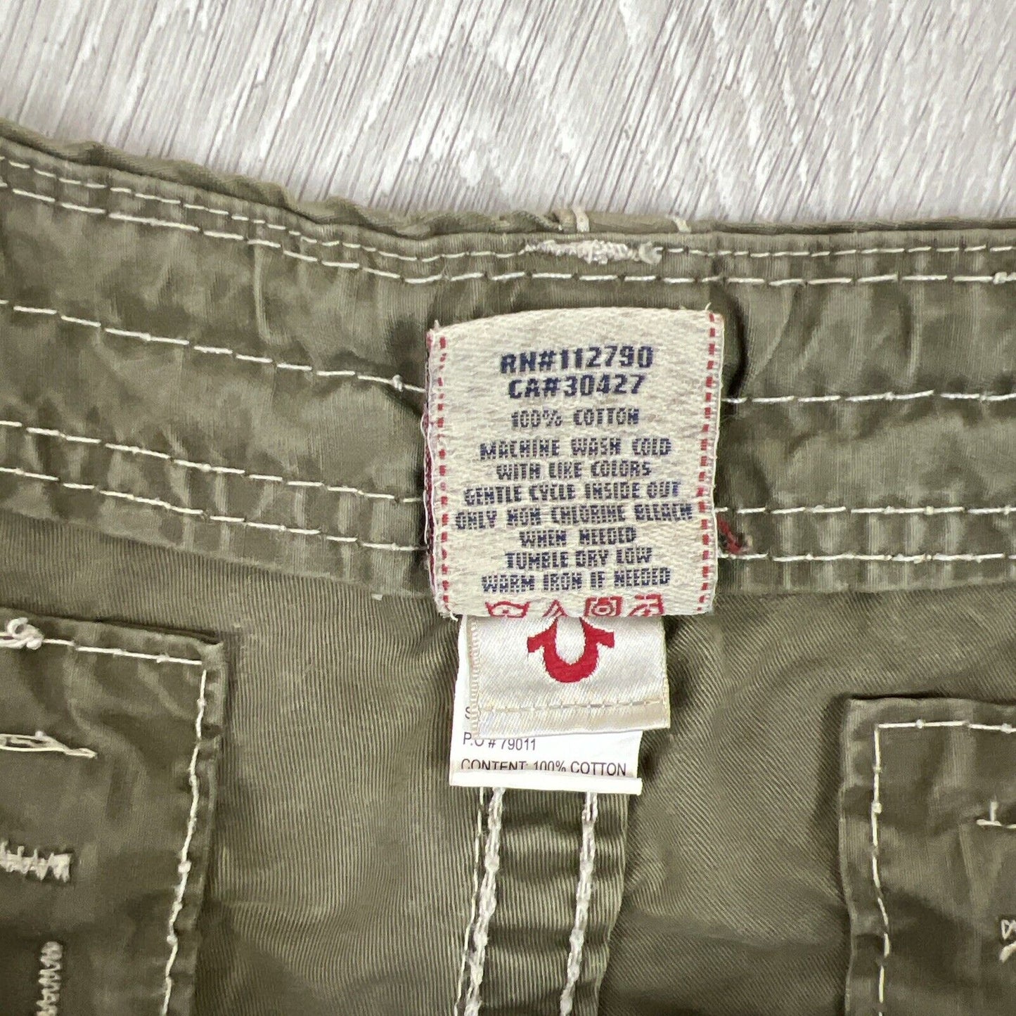 True Religion Mens Olive Green Cargo Shorts Size 34