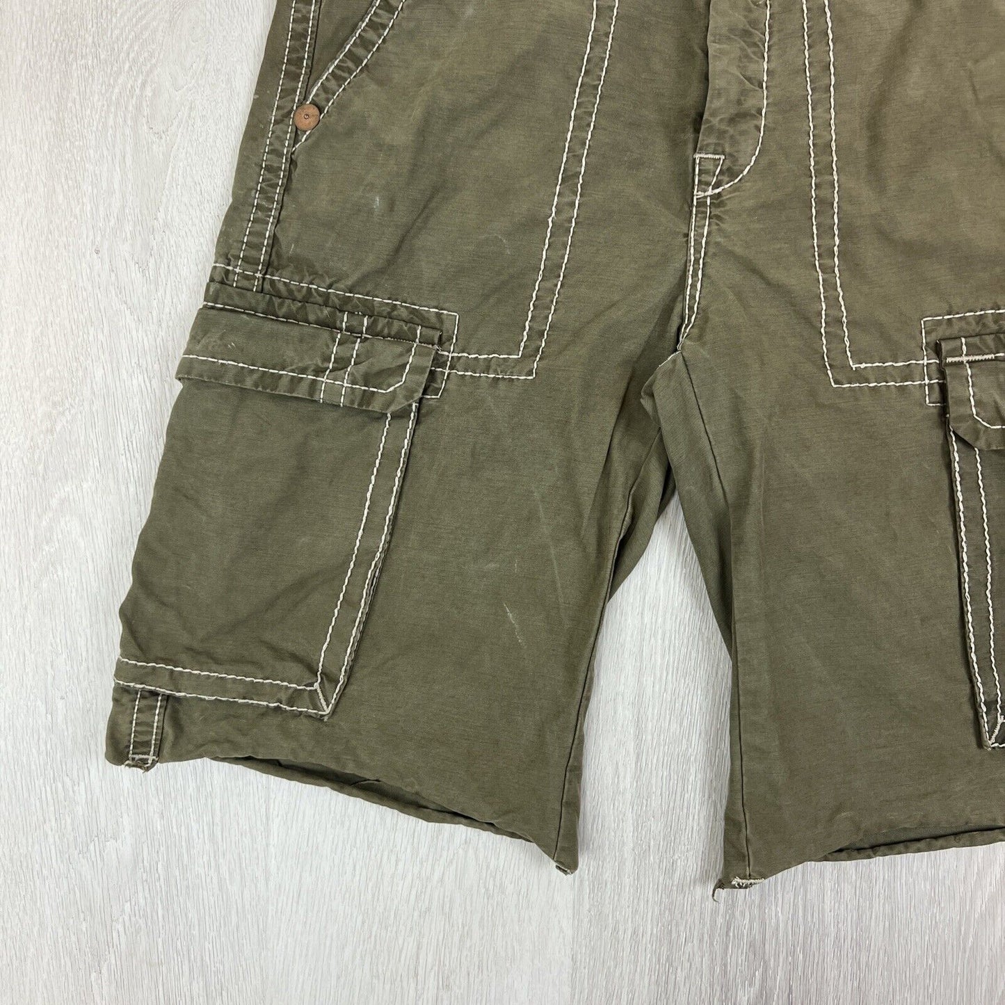 True Religion Mens Olive Green Cargo Shorts Size 34