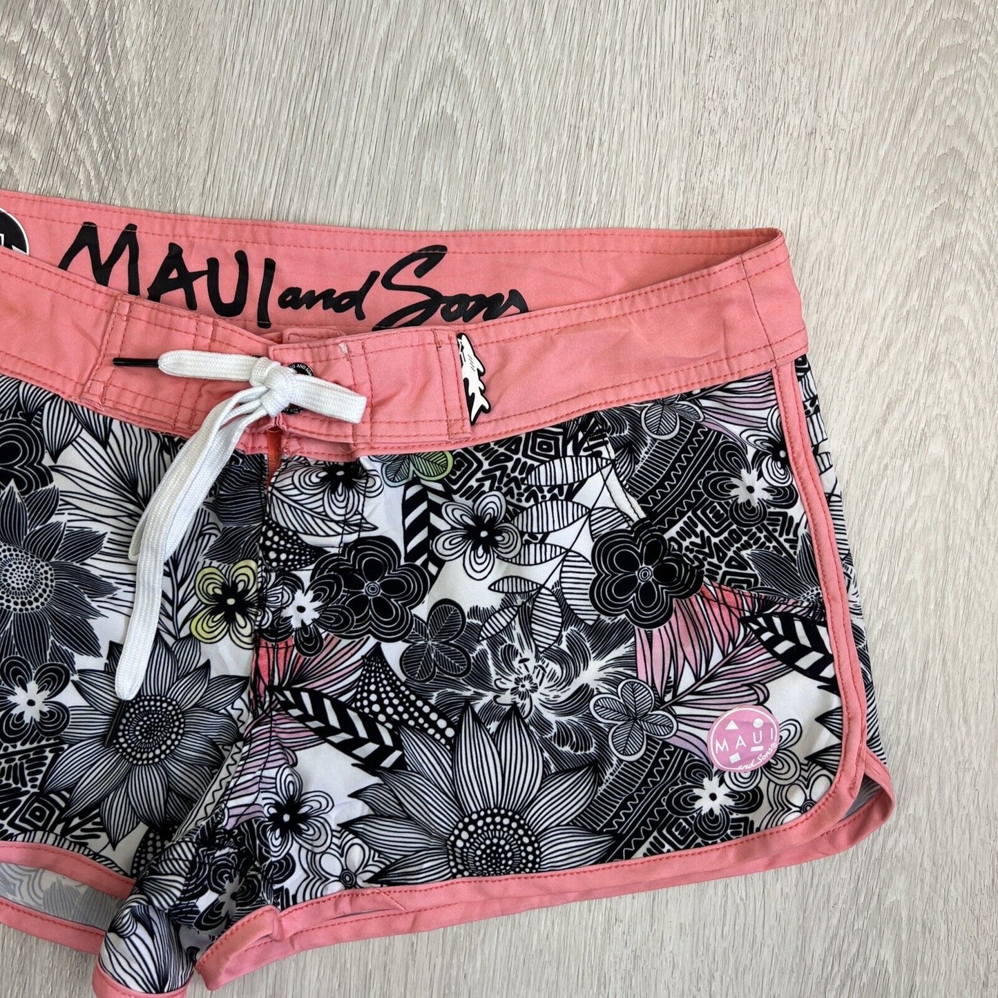 Maui & Sons Womens Swim Shorts Boardies Simmers Size 7 (M-L approx)