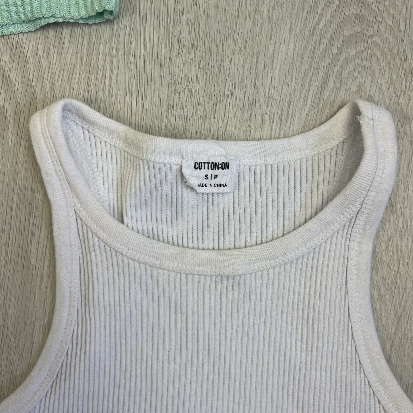 Womens Tank & T-Shirt Bundle Size XS-S (Cotton On, Supre, Uniqlo, Forever New)