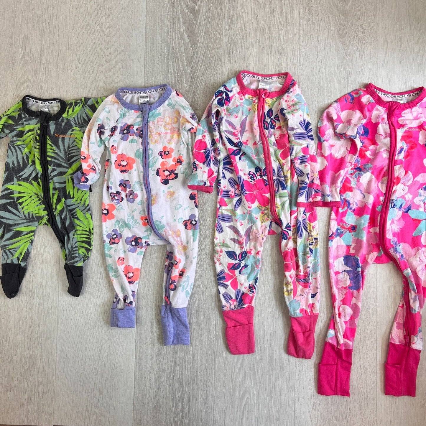 Bonds Wondersuit Baby Kids One Pieces Size 3-24 Months (4 Pieces)