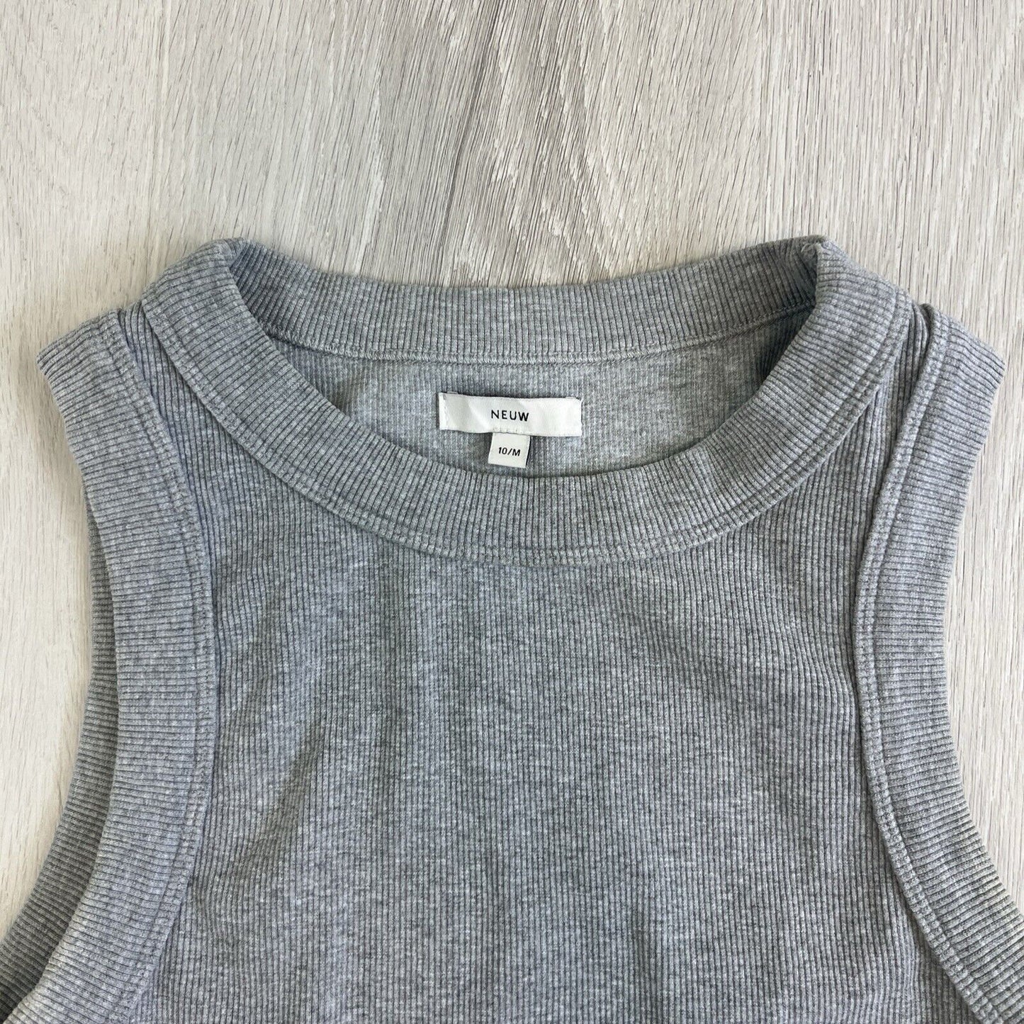 Neuw Womens Grey Ribbed Stretch Tank Size Medium Jonsey Rib