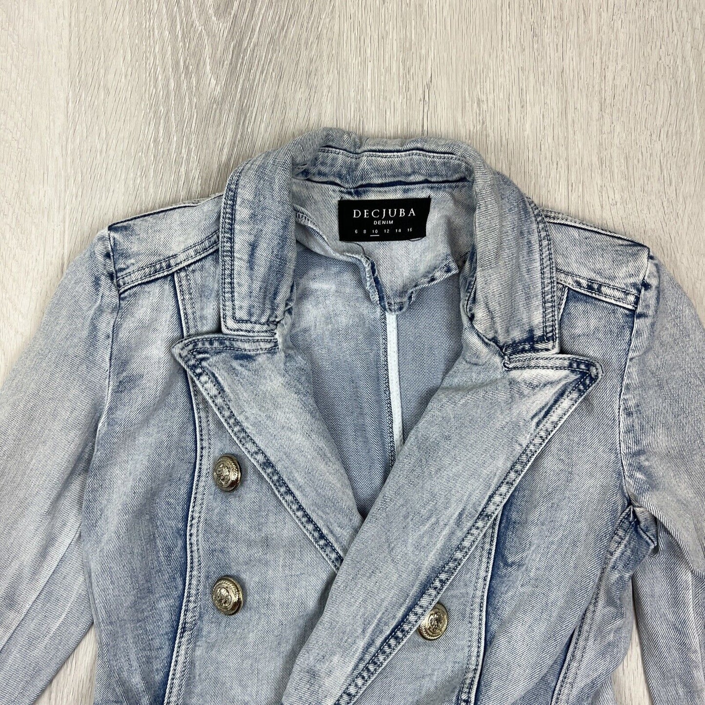 Decujuba Womens Blue Denim Double Breasted Jacket Size 10 (missing buttons)