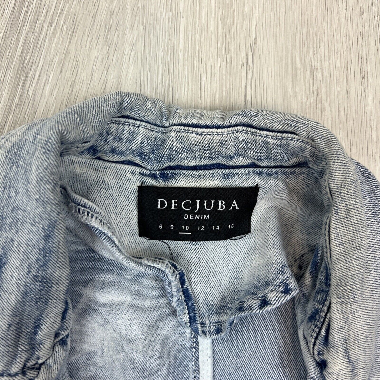 Decujuba Womens Blue Denim Double Breasted Jacket Size 10 (missing buttons)