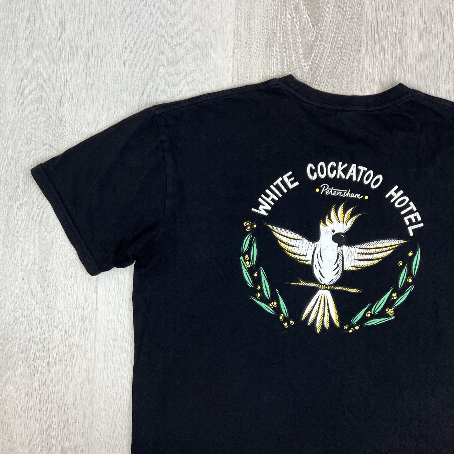 White Cockatoo Hotel Petersham Mens Black Graphic Print Pub T-Shirt Size XL