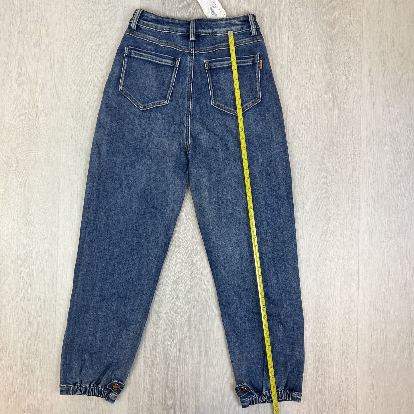 Fresh Soul Womens Mom Tapered Jeans Size 10 (New - $129.95)