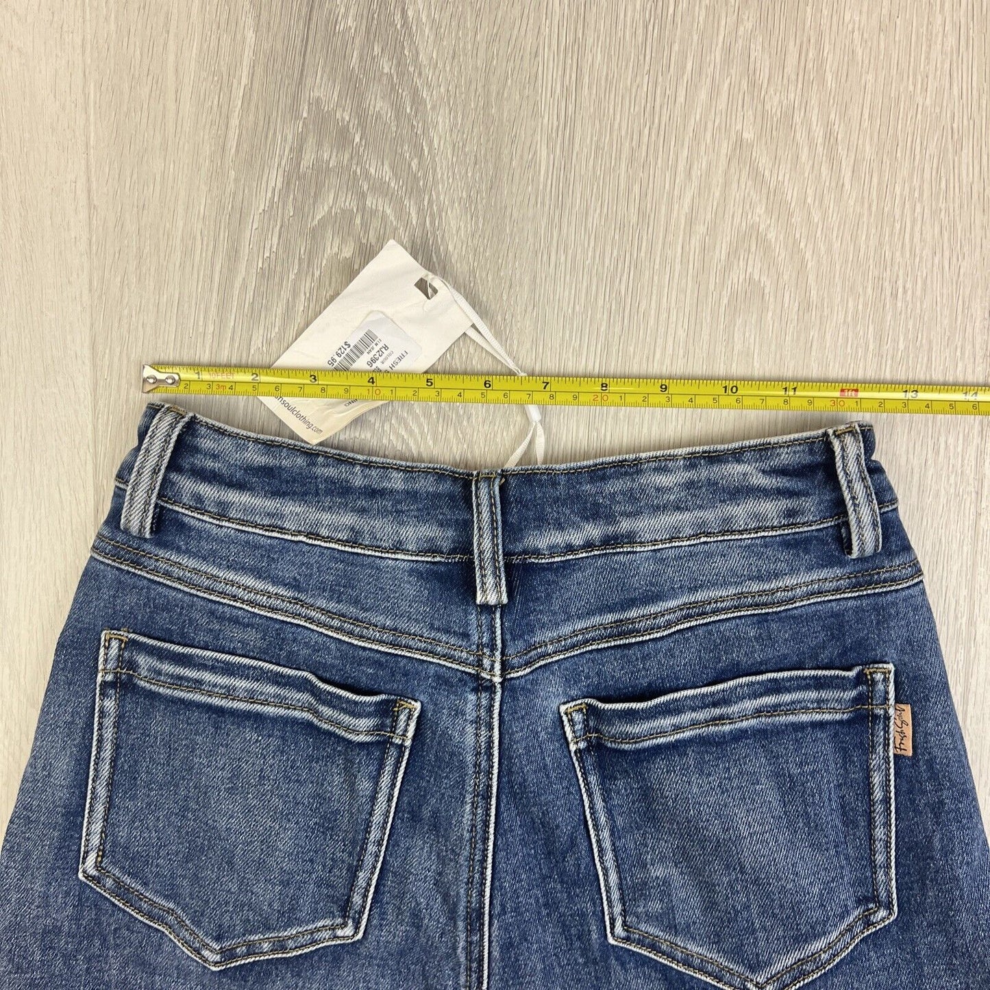 Fresh Soul Womens Mom Tapered Jeans Size 10 (New - $129.95)