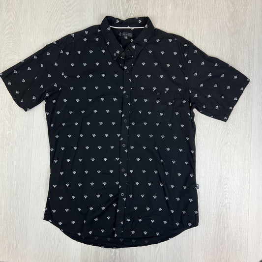 Deacon Mens Short Sleeve Button Up Shirt Size Large