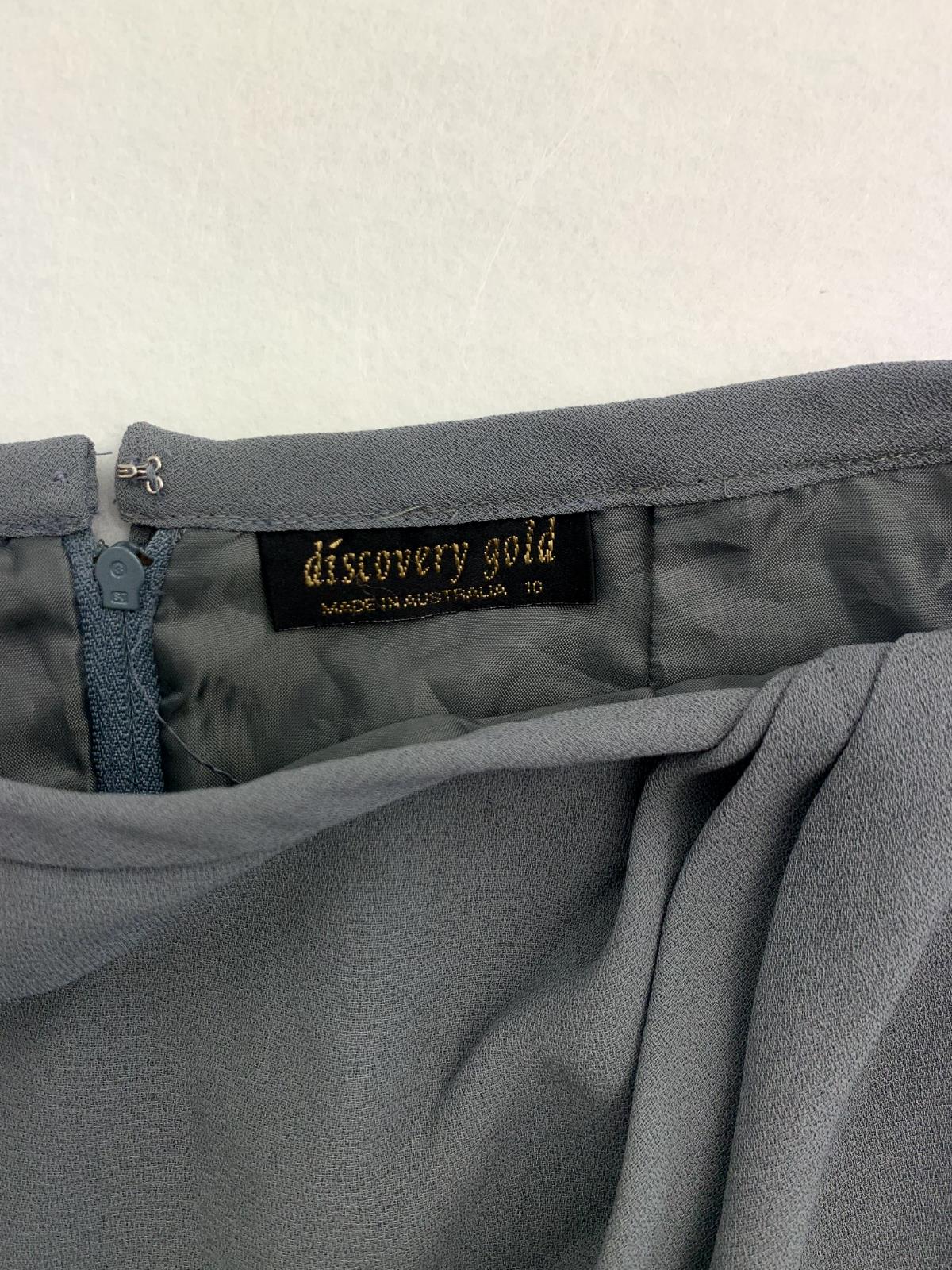 Vintage Discovery Gold Made in Aus Womens Grey Mini Skirt Size 10