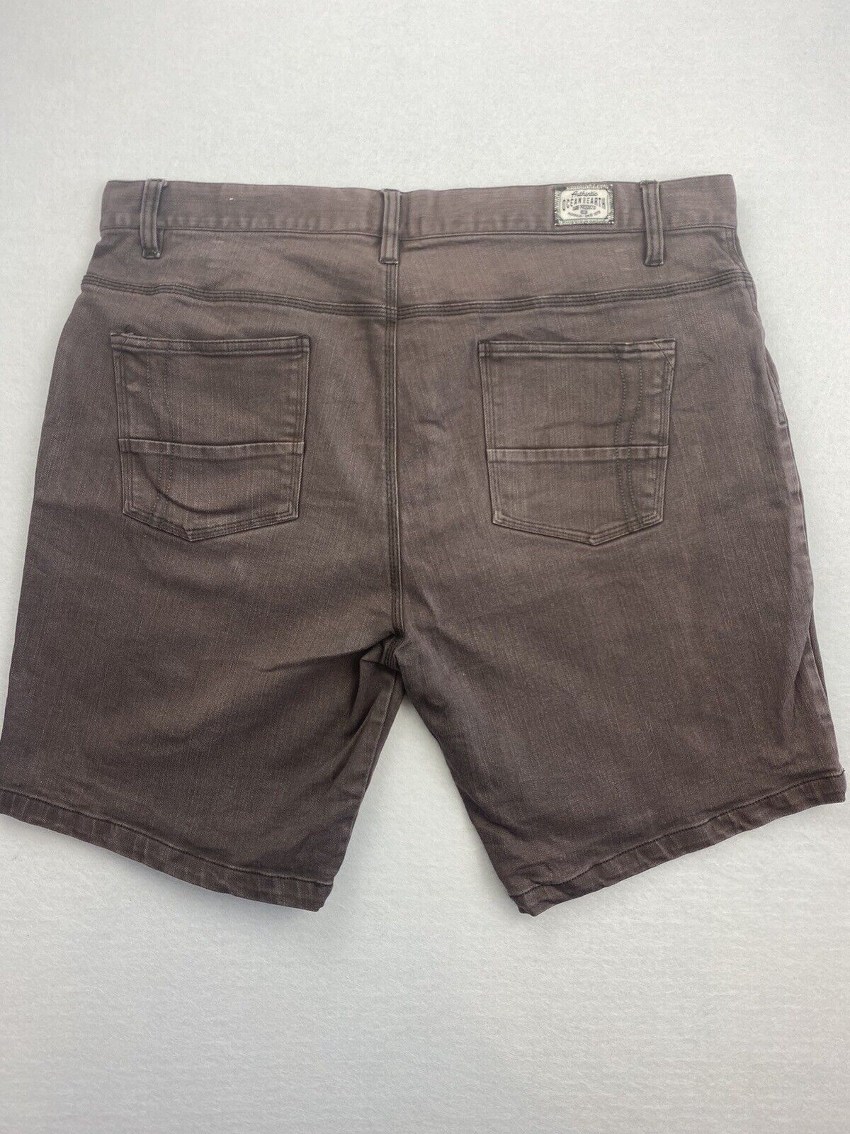 Ocean And Earth Mens Brown Shorts Size 36