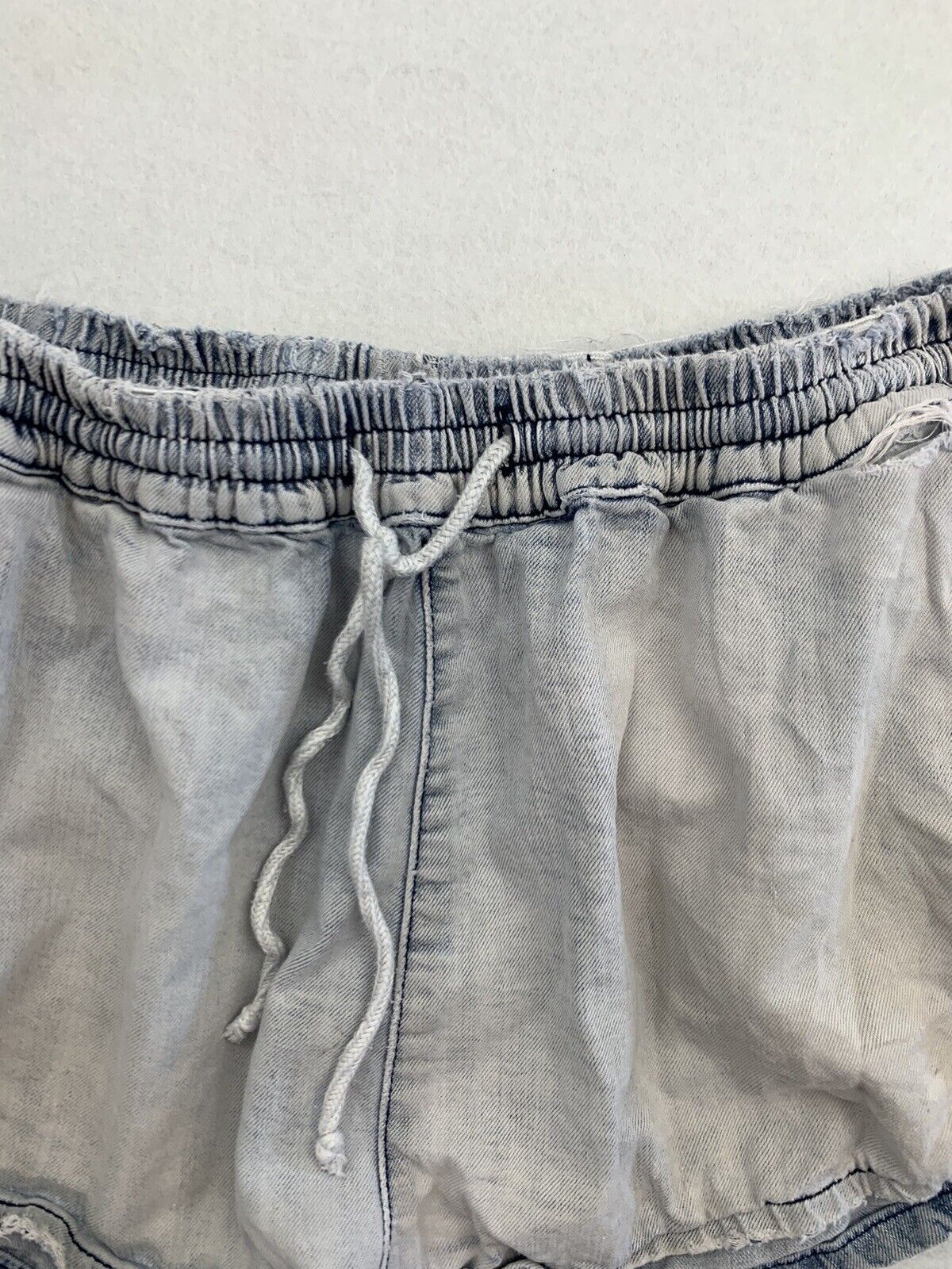 Legoe Womens Light Wash Shorts Size 1