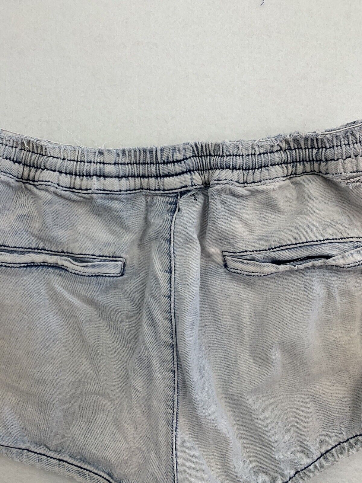 Legoe Womens Light Wash Shorts Size 1