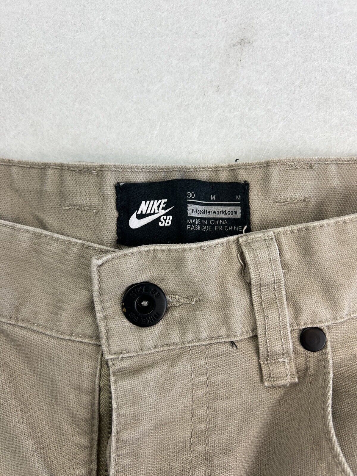 Nike SB Mens Beige Cut-Off Shorts Size 30