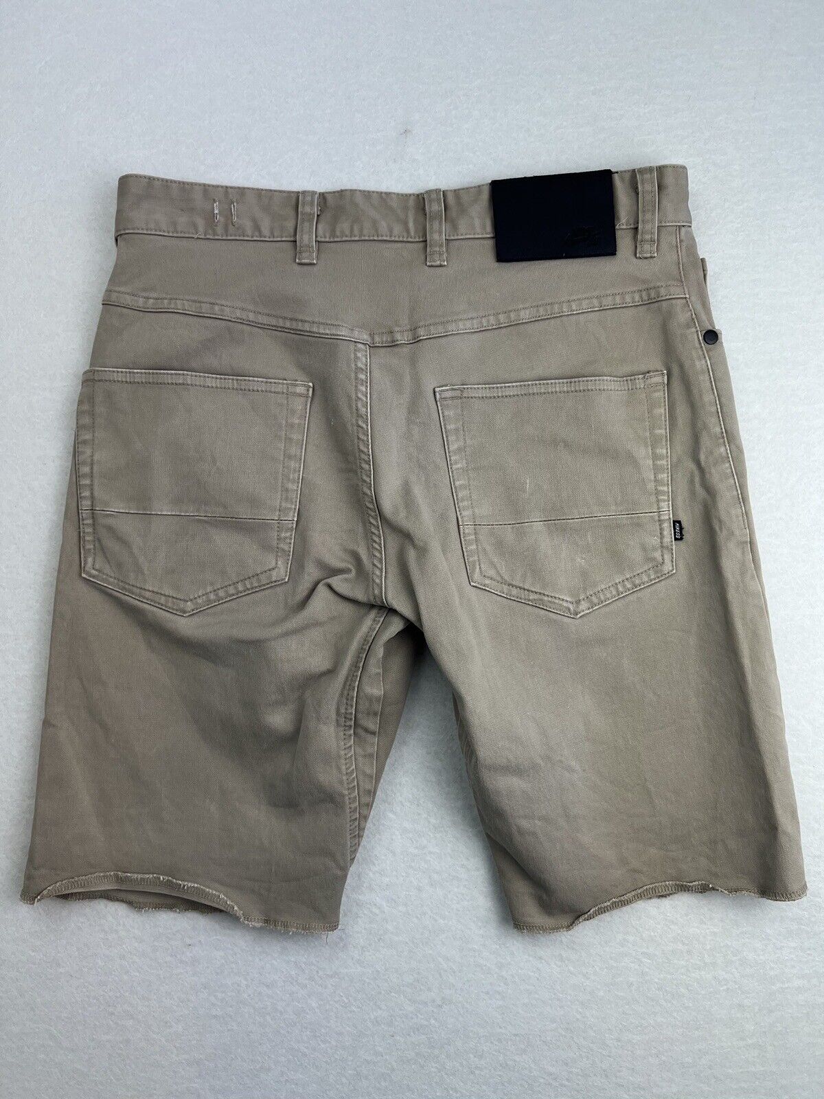 Nike SB Mens Beige Cut-Off Shorts Size 30