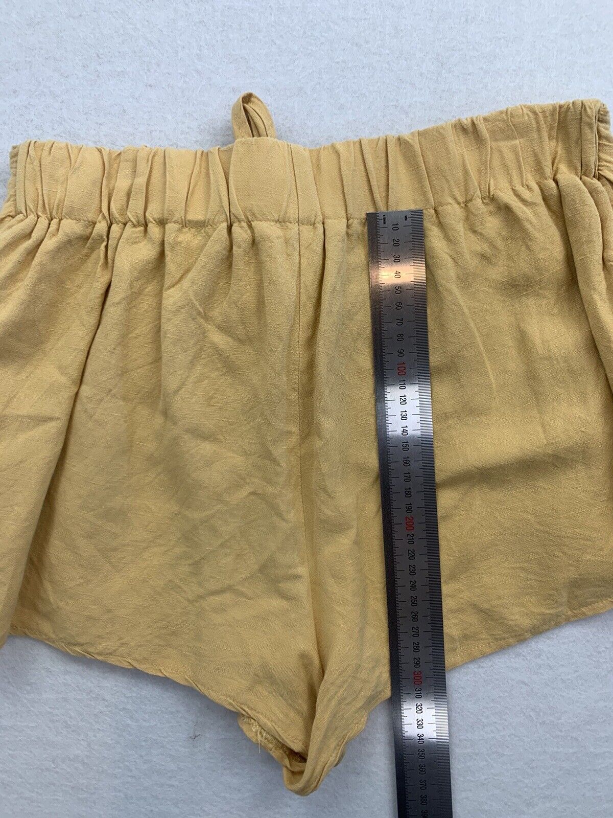 Subtitled Womens Yellow Linen Blend Shorts Size Large