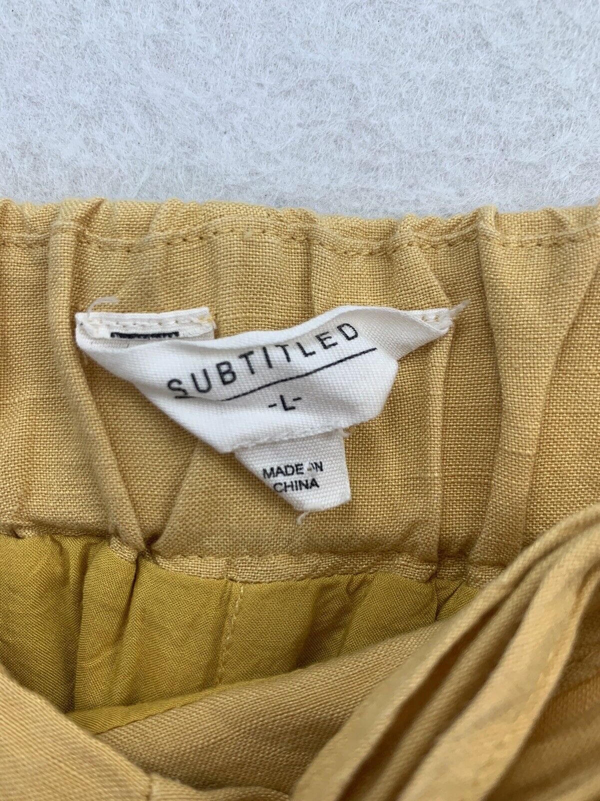 Subtitled Womens Yellow Linen Blend Shorts Size Large