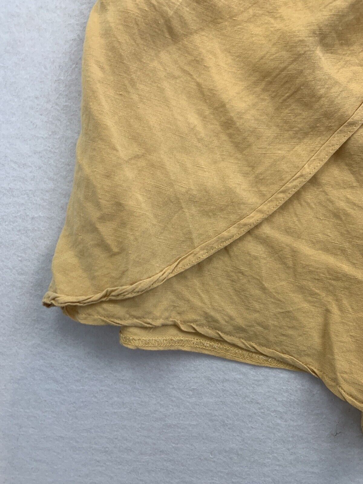 Subtitled Womens Yellow Linen Blend Shorts Size Large