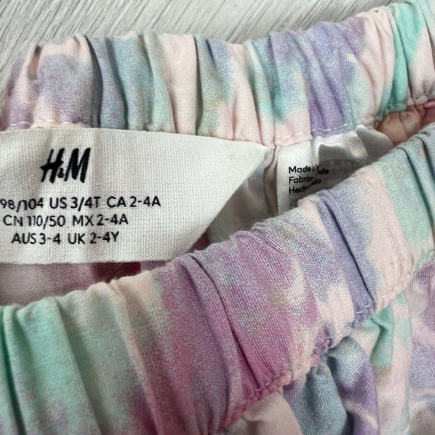 H&M Girls Tie Dye Elastic Skirt Size 3-4 Years