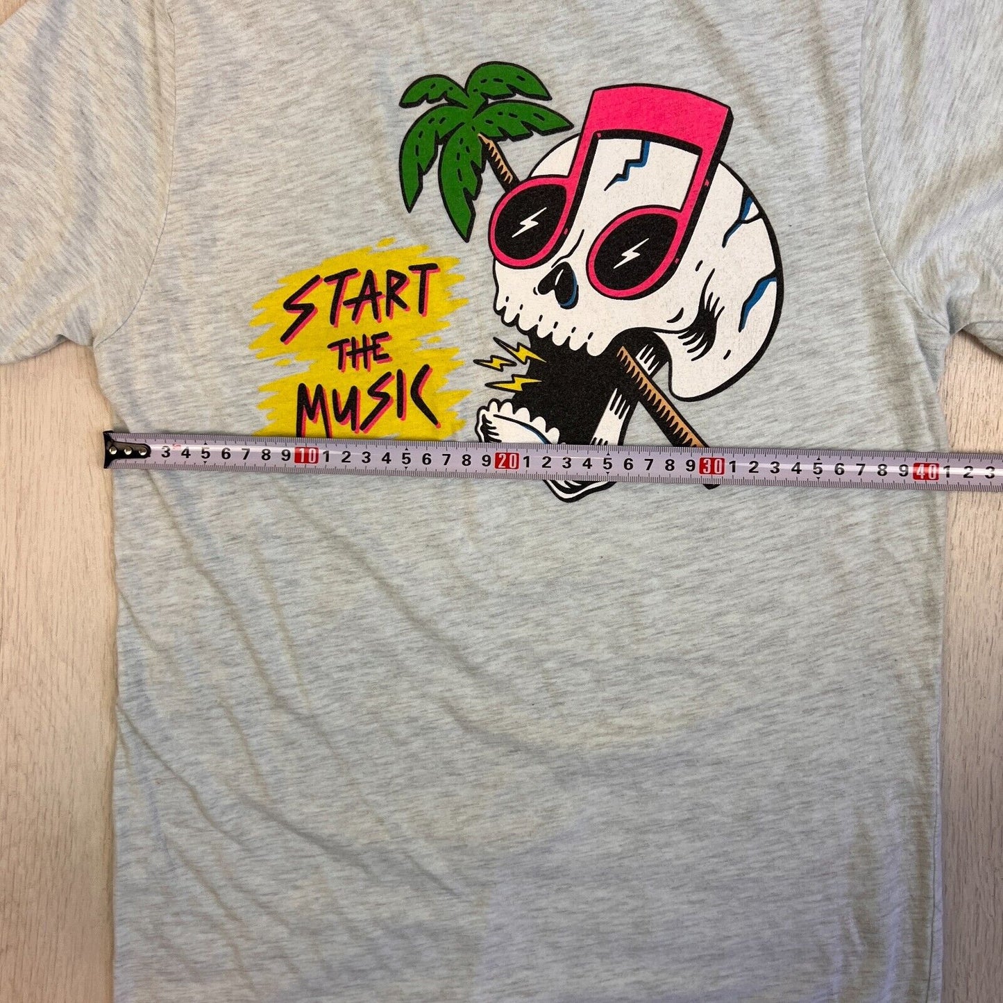 Stay Psyched Mens Graphic T-Shirt Size Small