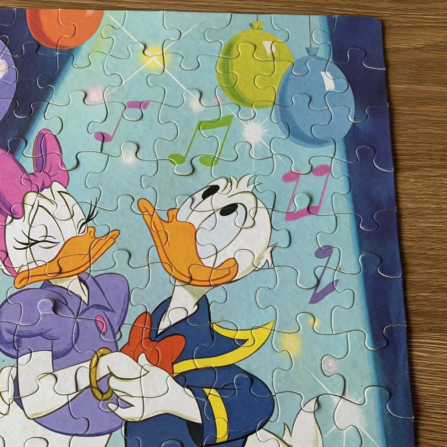 Vintage Walt Disney Donald Duck & Daisy Duck Complete Puzzle 1980