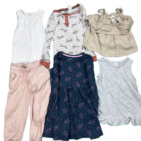 Girls Size 5-6 Years Clothing Bundle (6 Pieces)