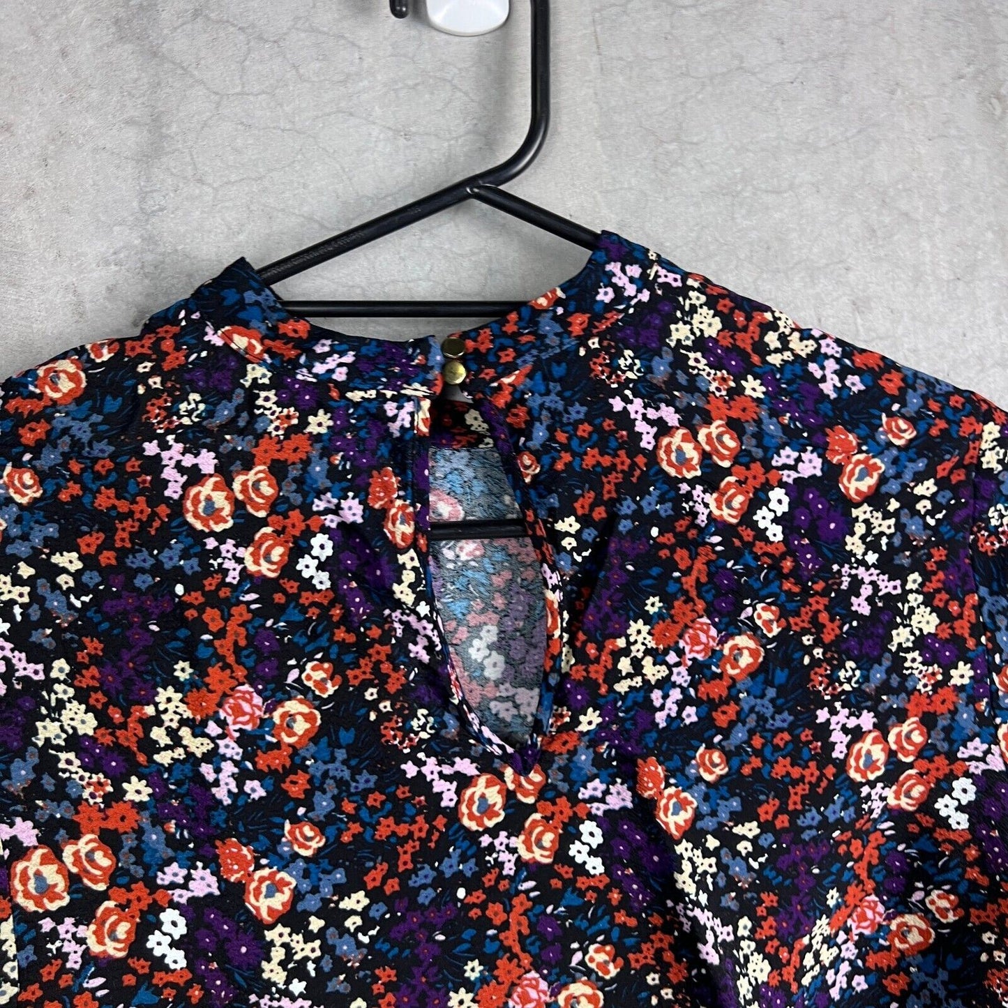 Forever 21 Womens Floral Pattern Blouse Size Large