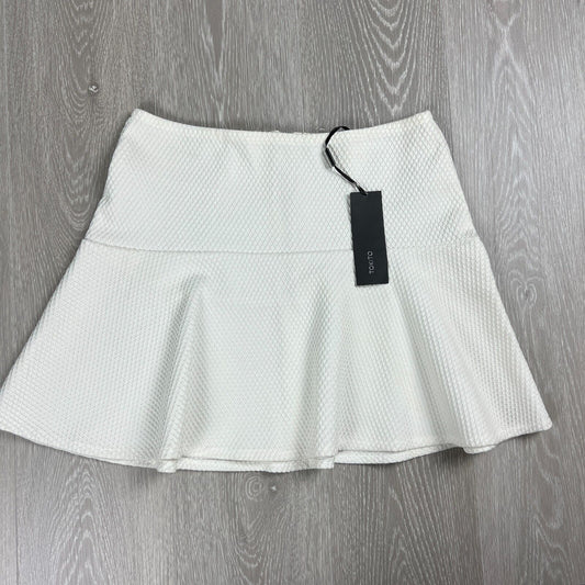 Tokito Womens White Skirt Size 10 (New)