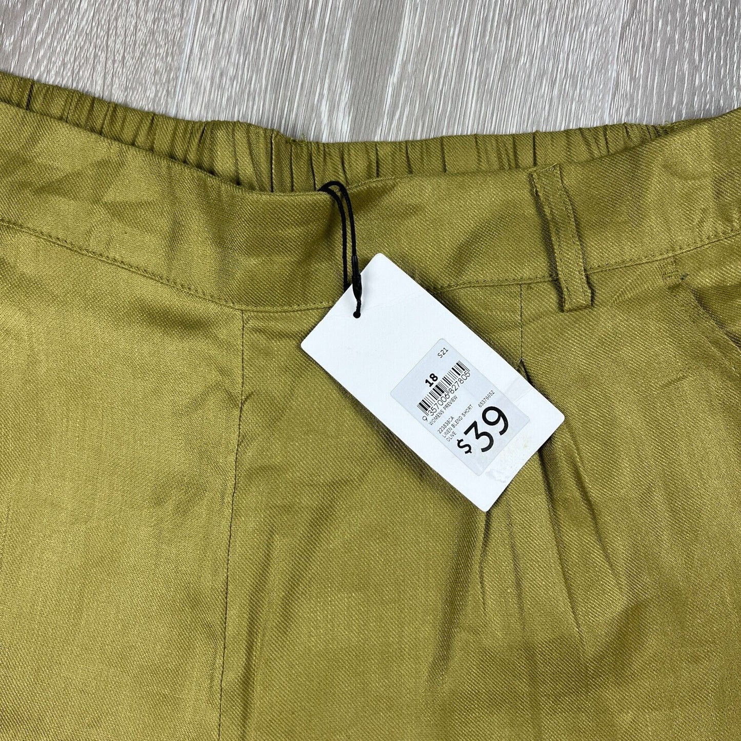 Preview Womens Linen Blend Olive Green Shorts Size 18 (New)