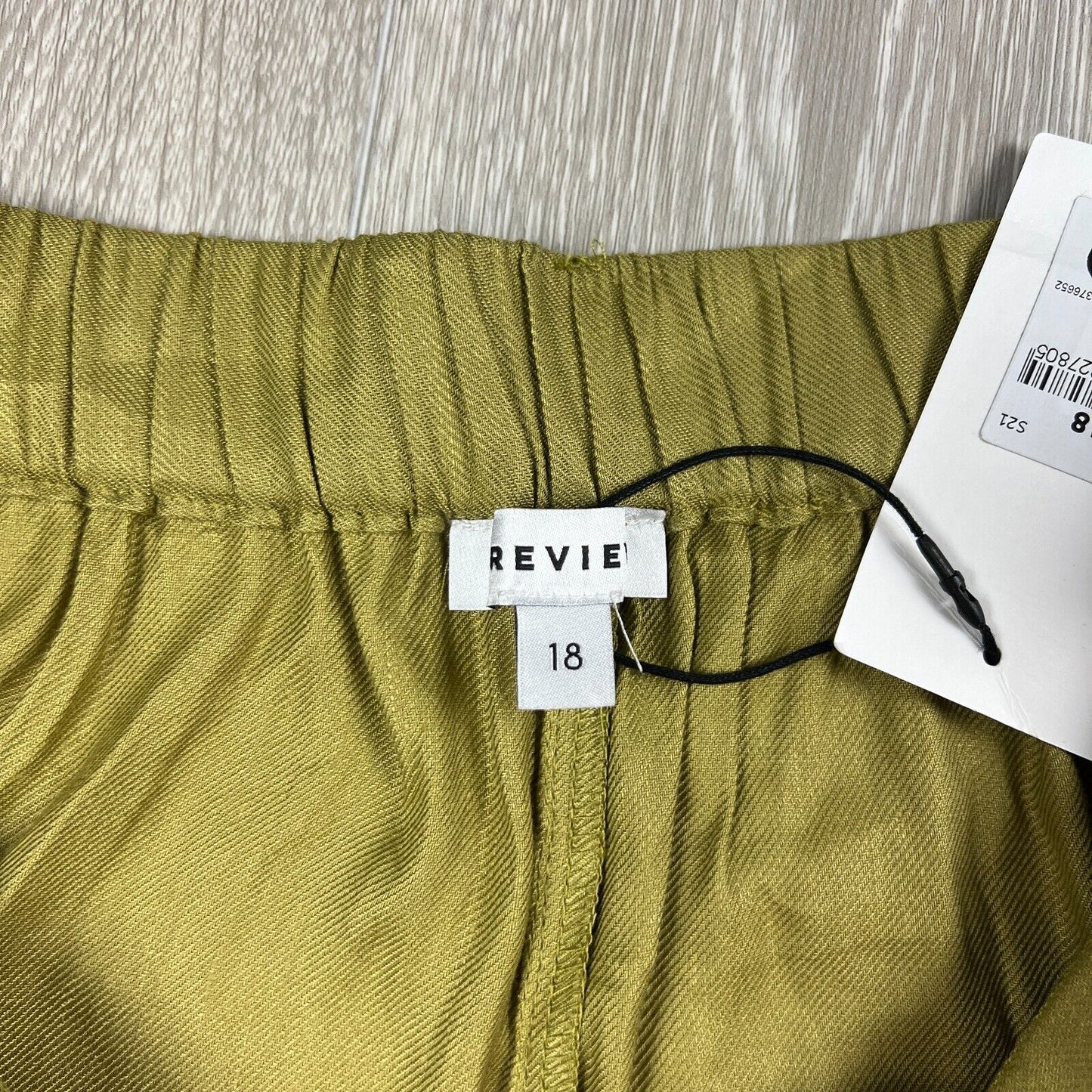 Preview Womens Linen Blend Olive Green Shorts Size 18 (New)