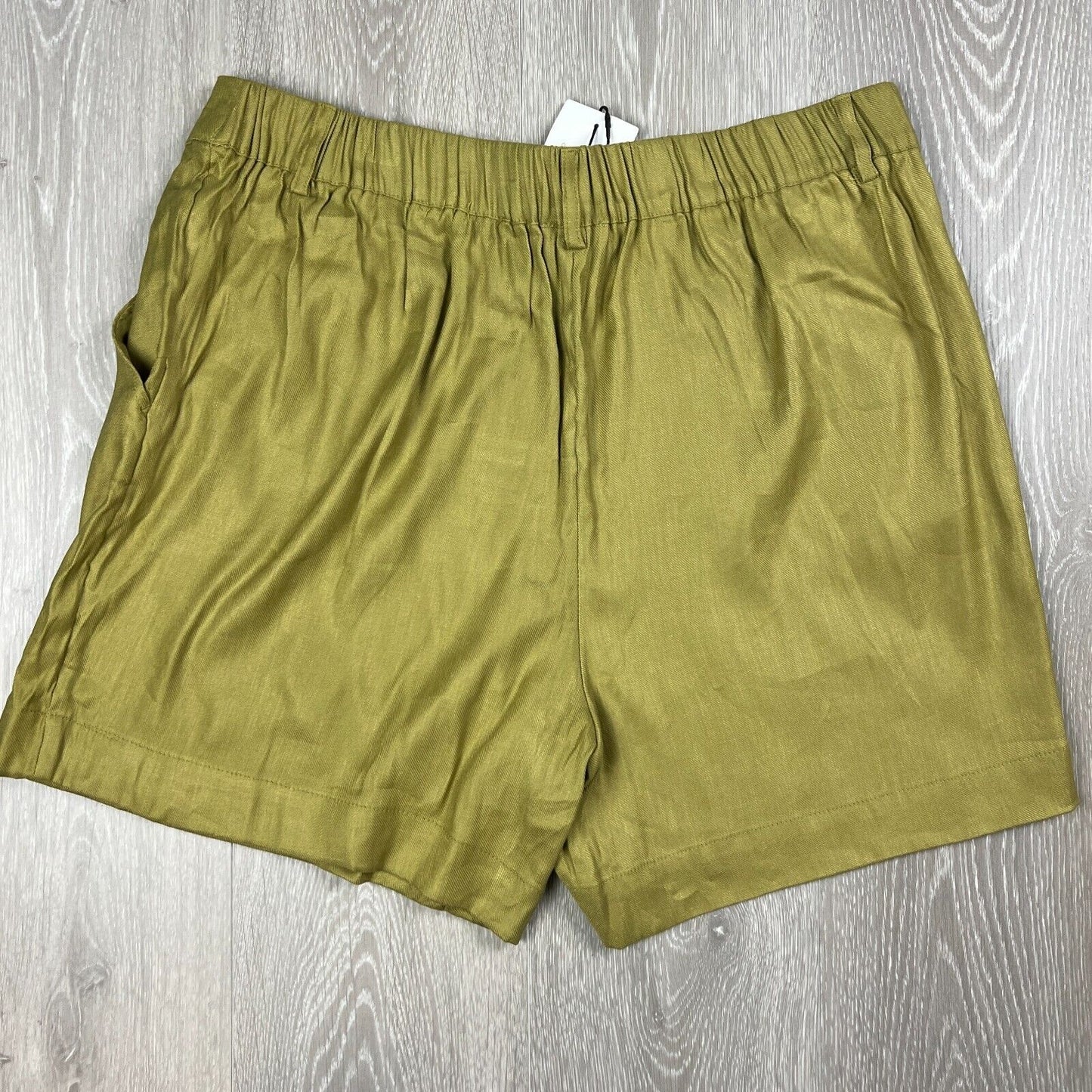 Preview Womens Linen Blend Olive Green Shorts Size 18 (New)