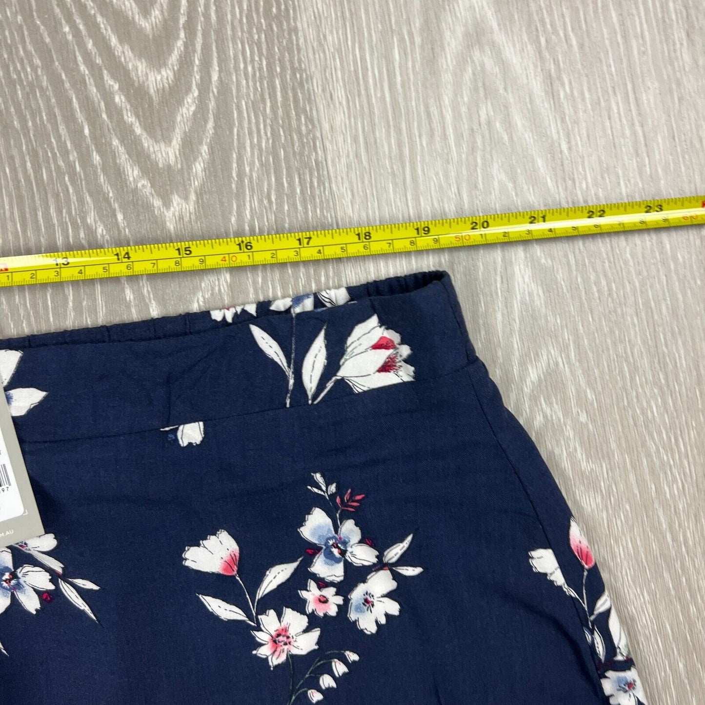 Katies Navy Floral Double Ruffel Womens Skirt Size 20 (New)