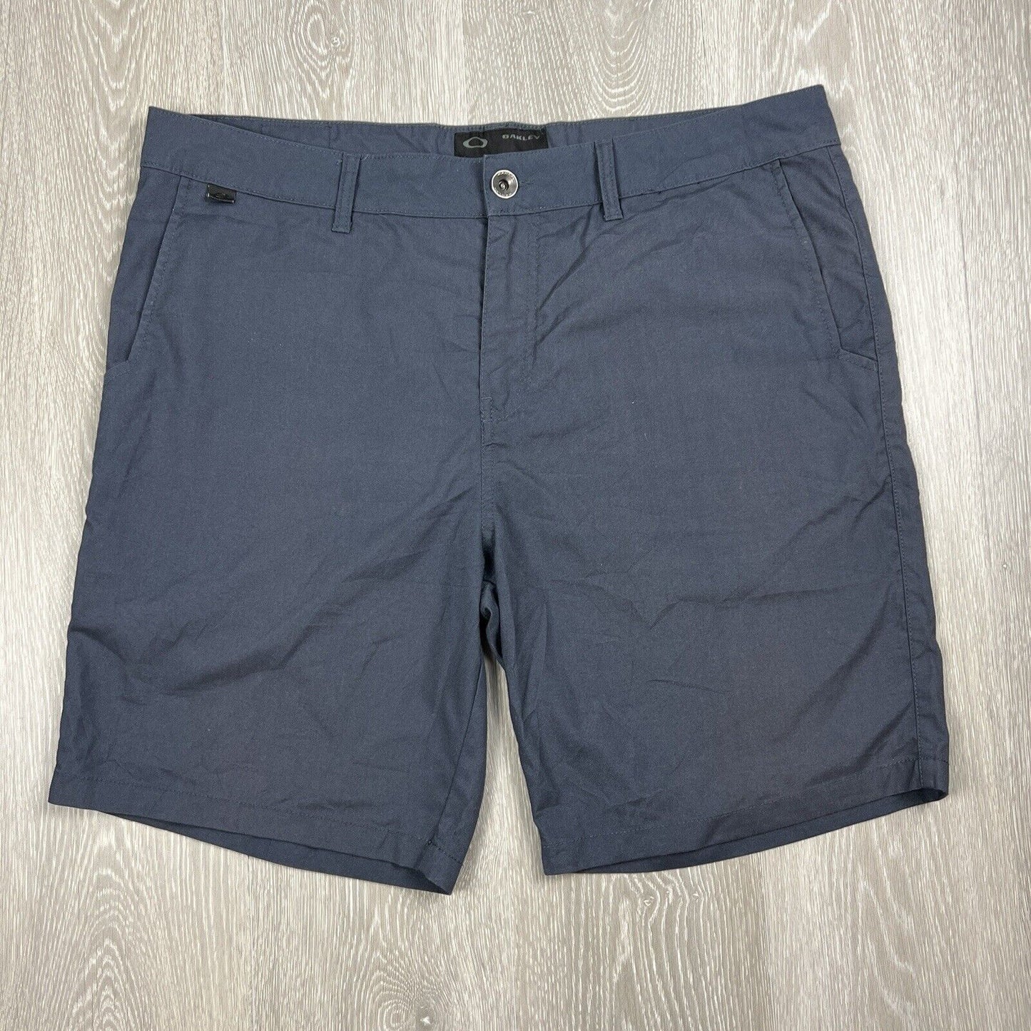 Oakley Mens Blue-Grey Chino Shorts Size 38