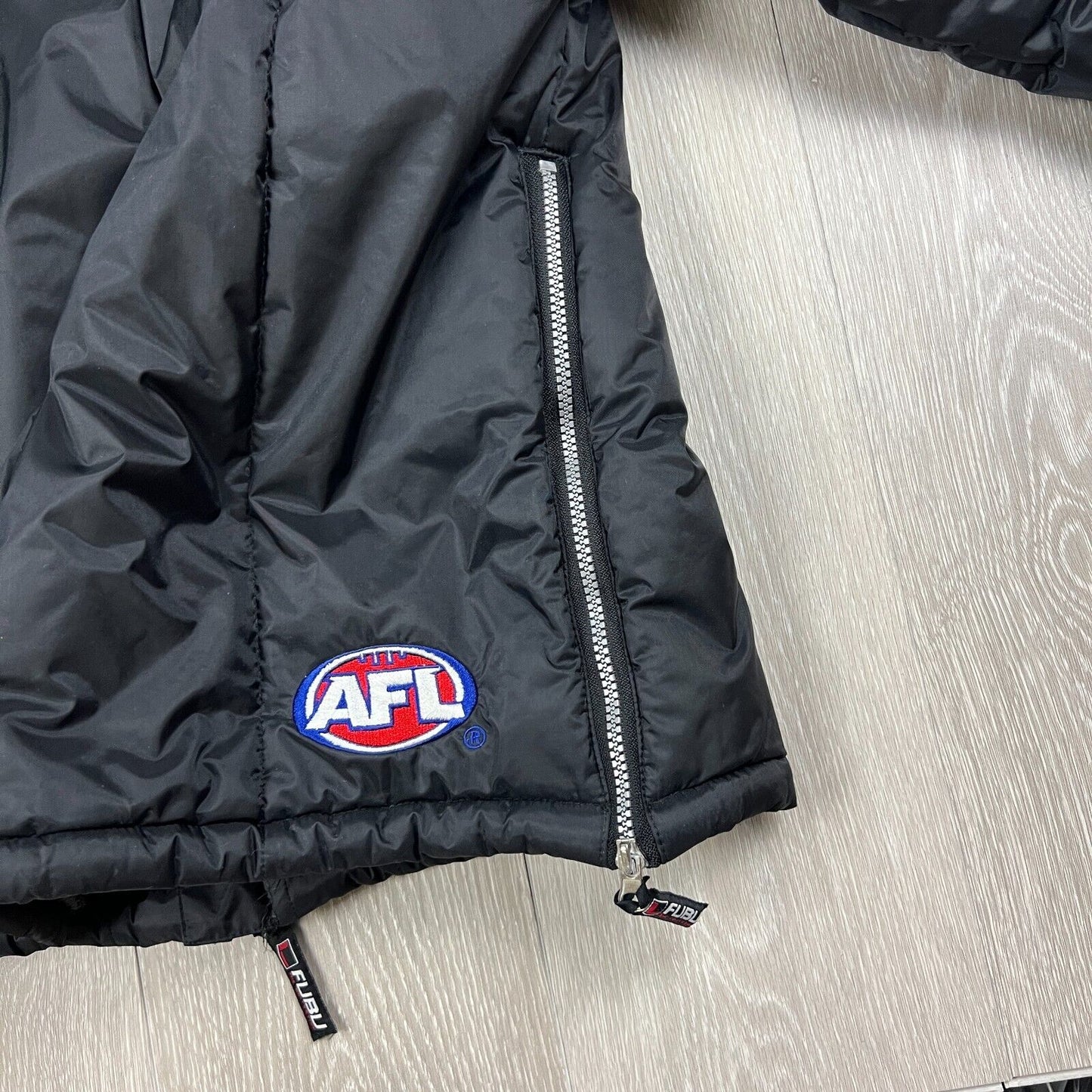 FUBU Athletic x AFL Collingwood Magpies Mens Black Jacket Size M