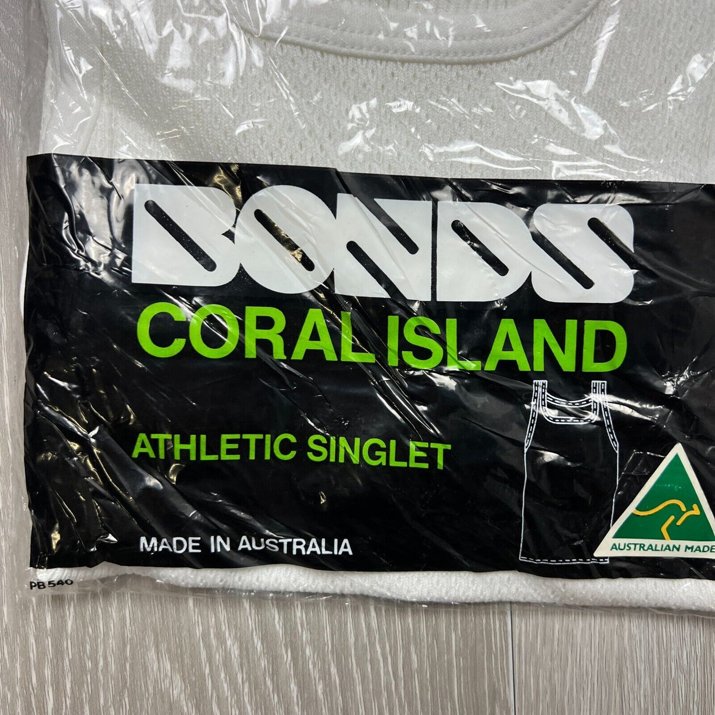 Vintage Bonds Coral Island Athletic singlet Size 18/100cm (New) Made in Aus