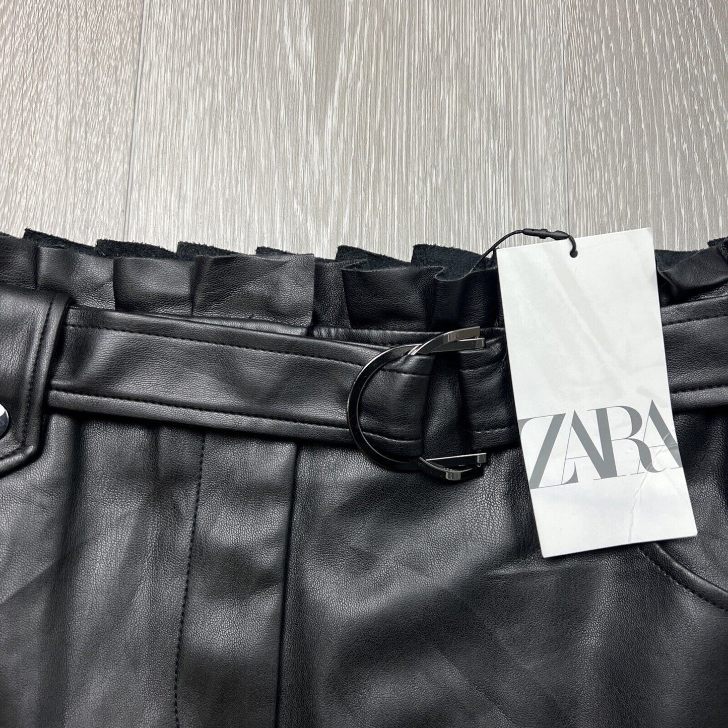 ZARA Womens A-Line Black Faux Leather Pleated Skirt Size S (New)