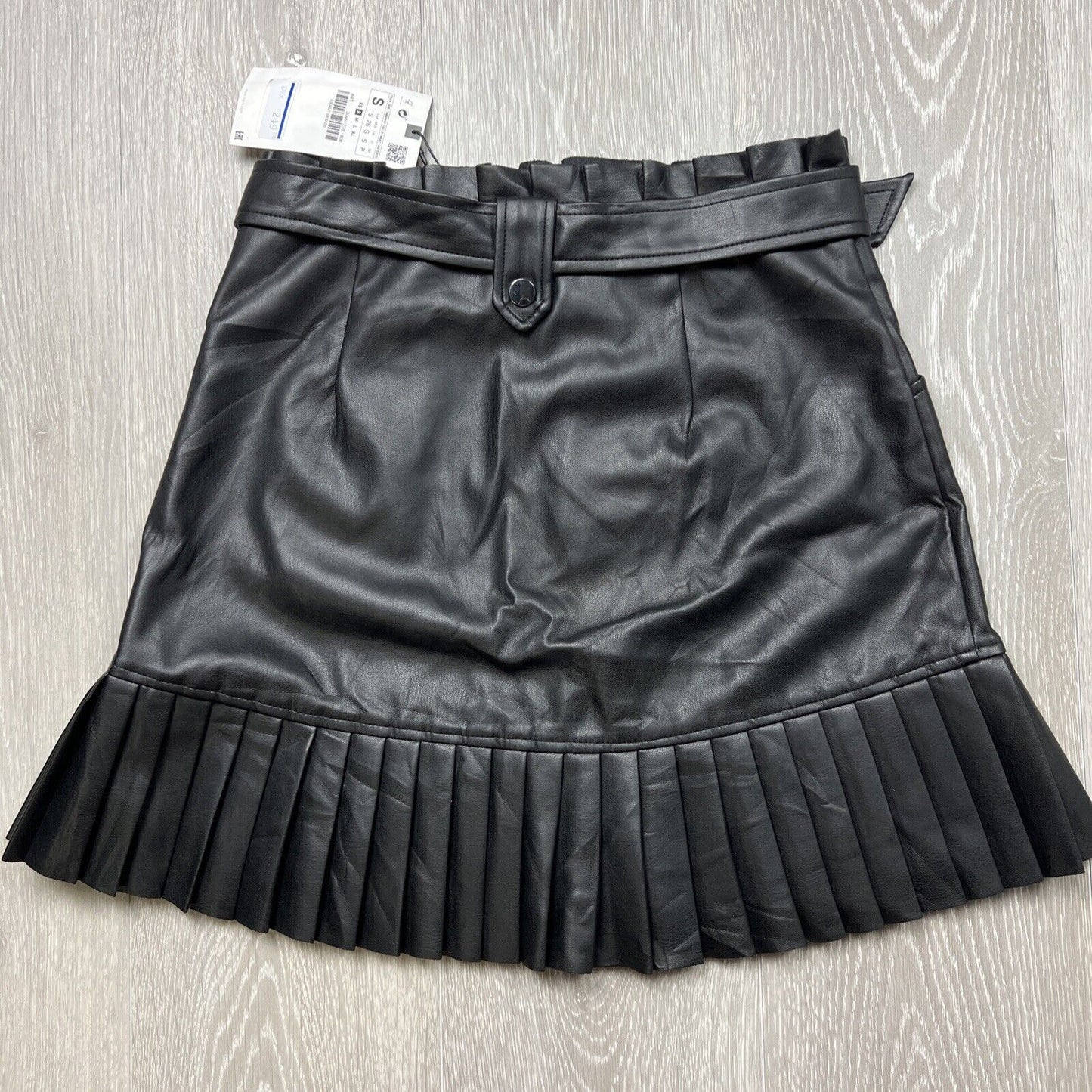 ZARA Womens A-Line Black Faux Leather Pleated Skirt Size S (New)