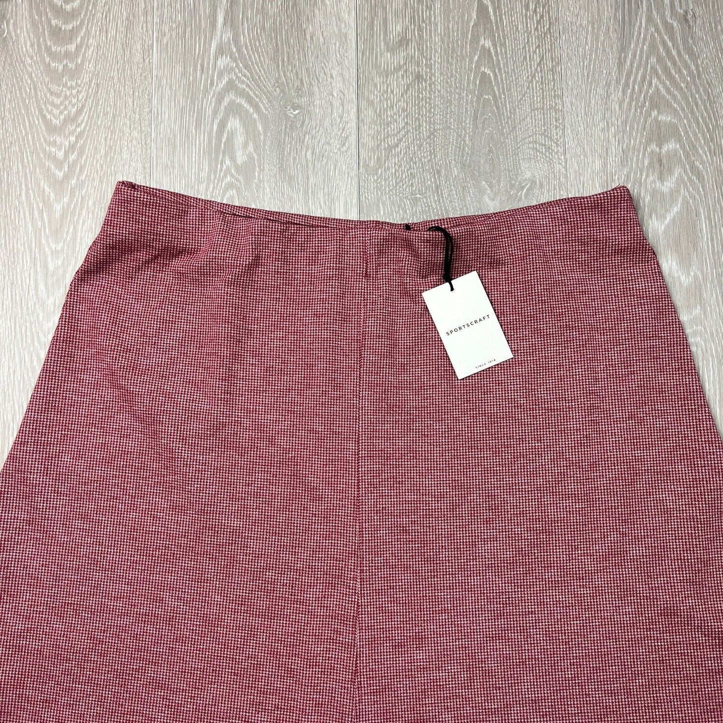 Sportscraft Womens Red Flared Skirt Size 14 (New)