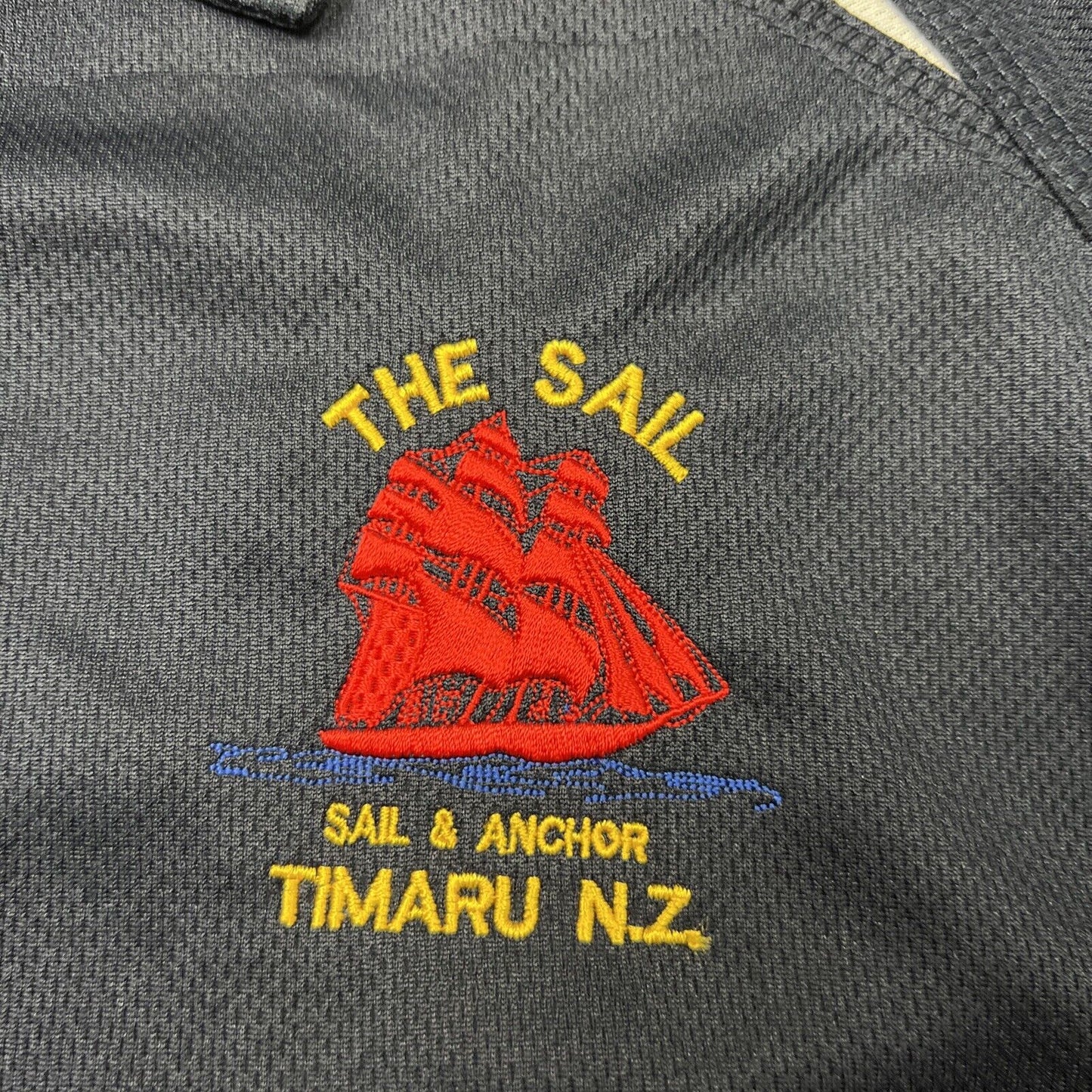 The Sail, Sail & Anchor Timaru NZ Bar & Cafe Mens Navy Polo Shirt Size M