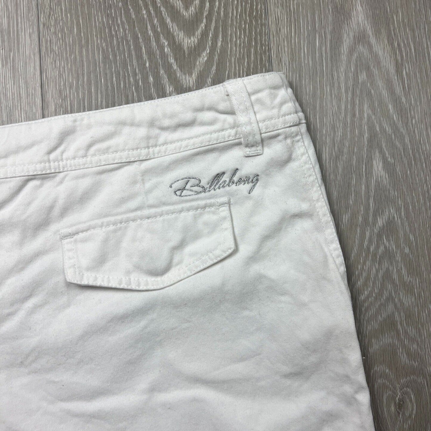 Billabong Womens White Y2K Mini Shorts Size 14