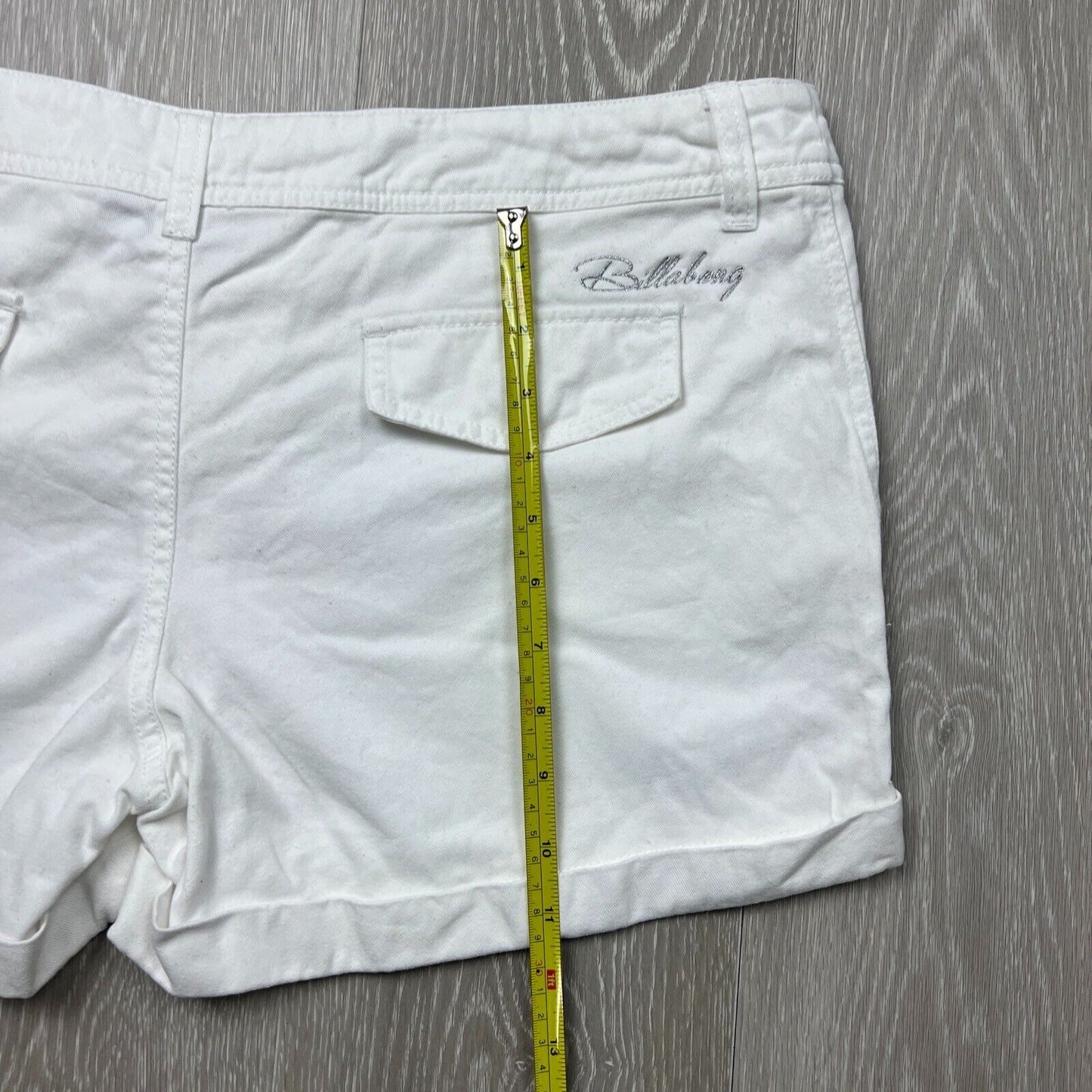 Billabong Womens White Y2K Mini Shorts Size 14