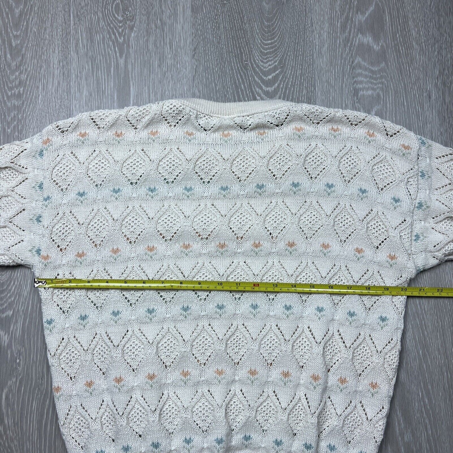 Vintage La Dame Australia Knitted Crochet Cream Jumper Sweater Size Small