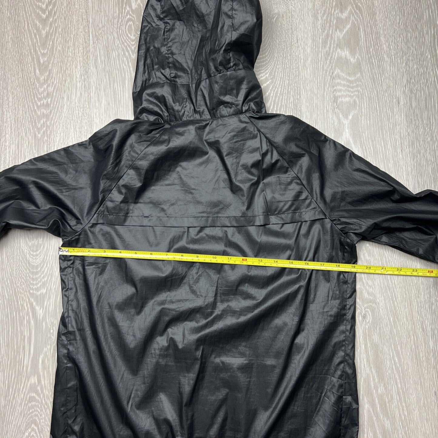 Uniqlo Womens Black Hooded Windbreaker Spray Jacket Size M