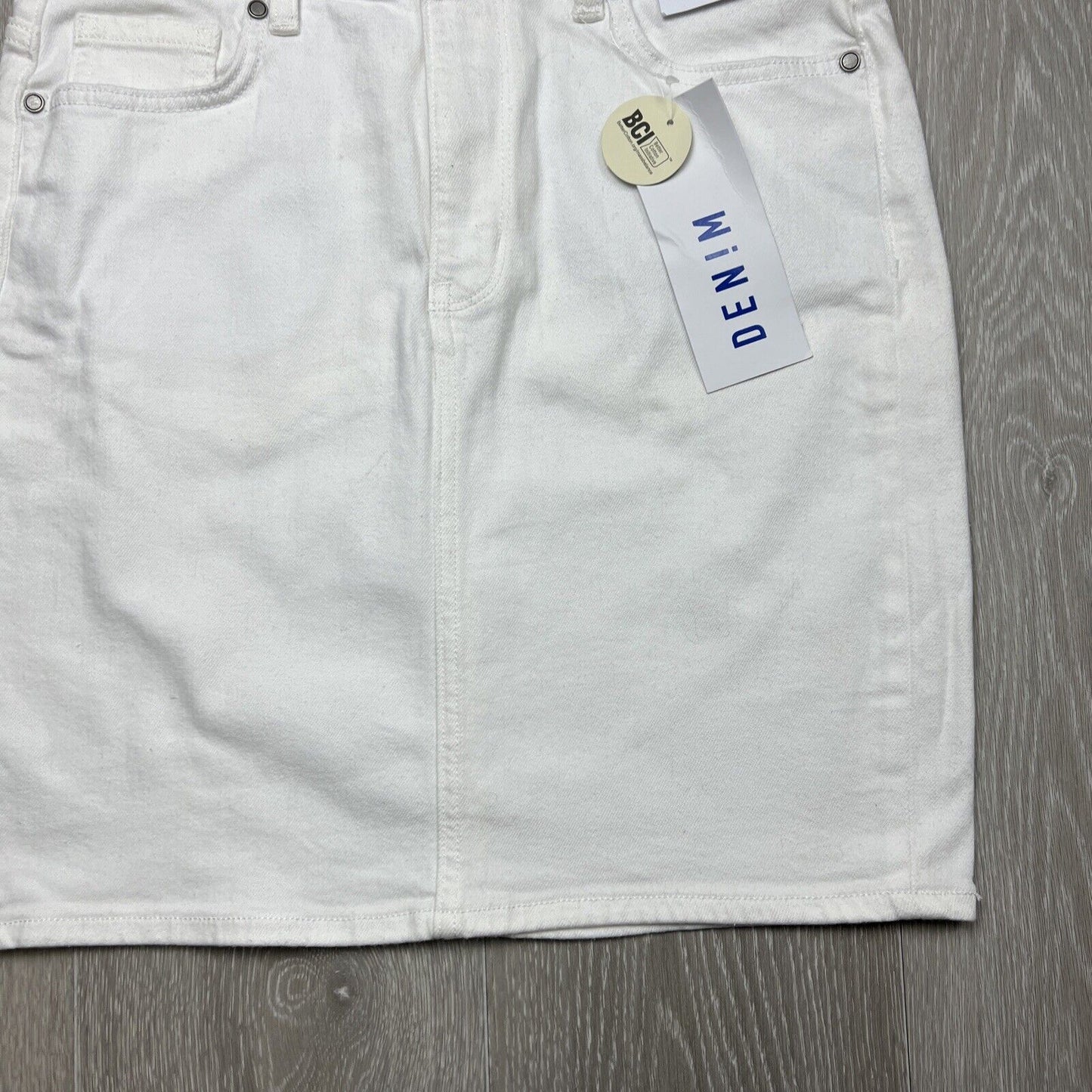 Target Womens Denim Classic White Denim Skirt Size 10 (New)