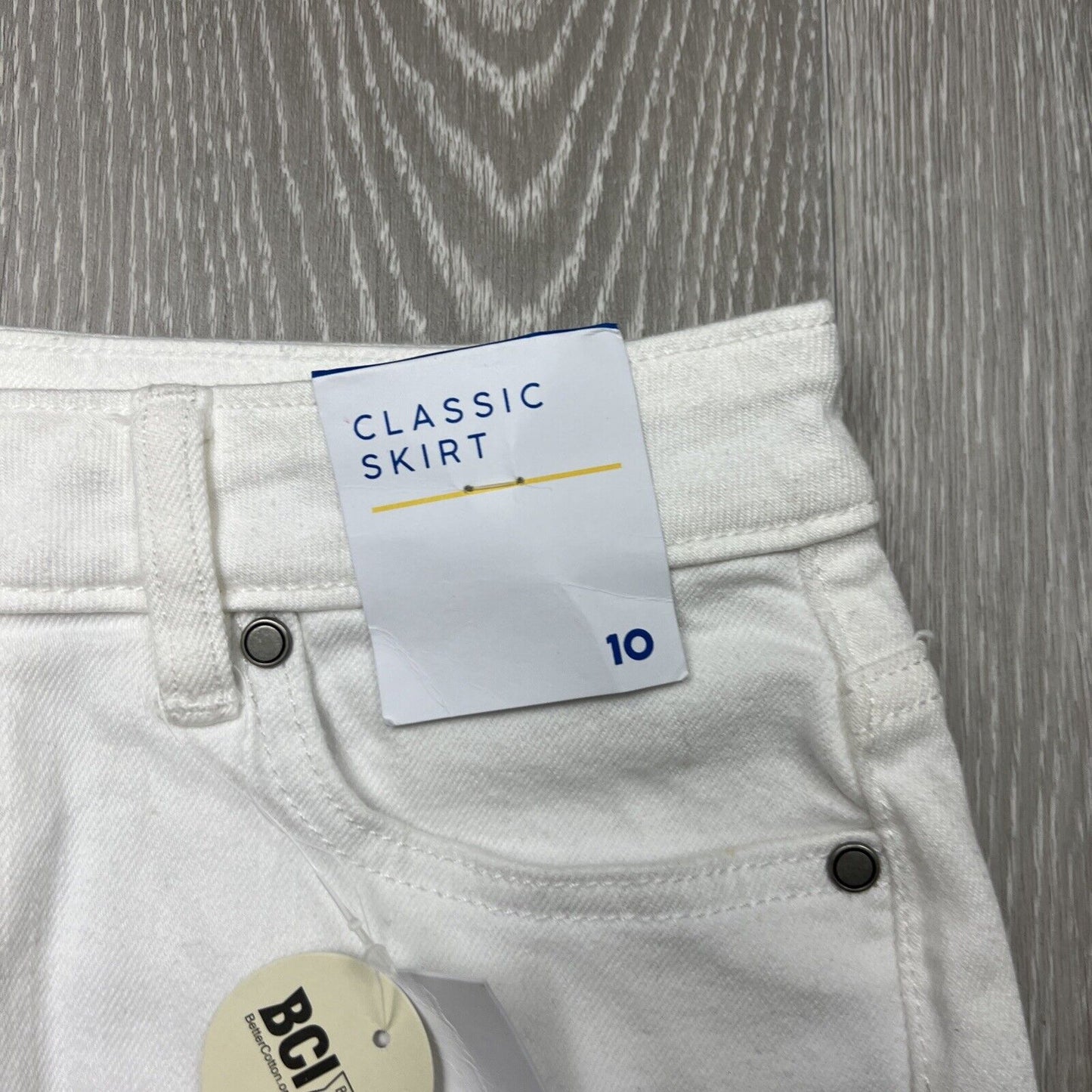 Target Womens Denim Classic White Denim Skirt Size 10 (New)