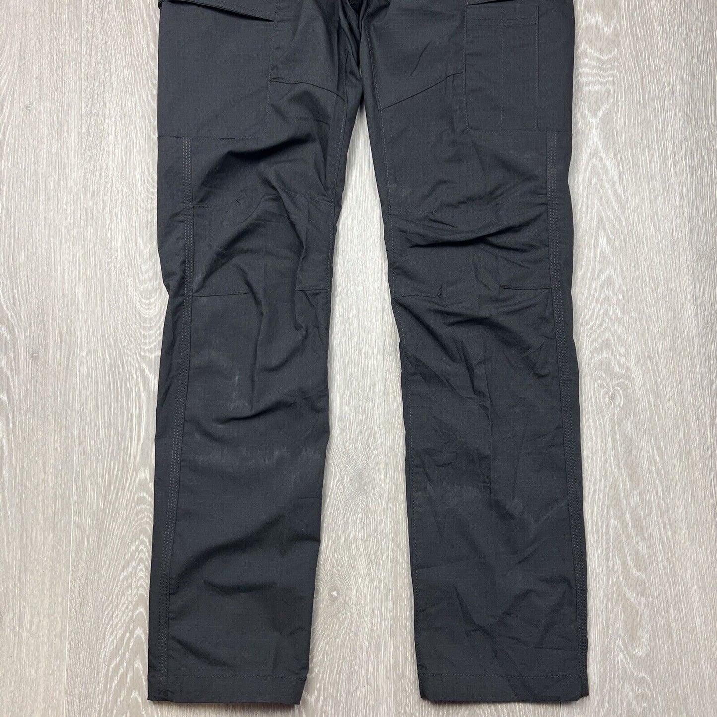 Hard Yakka Mens Workwear Cargo Pants Size 33 / 84L (New)