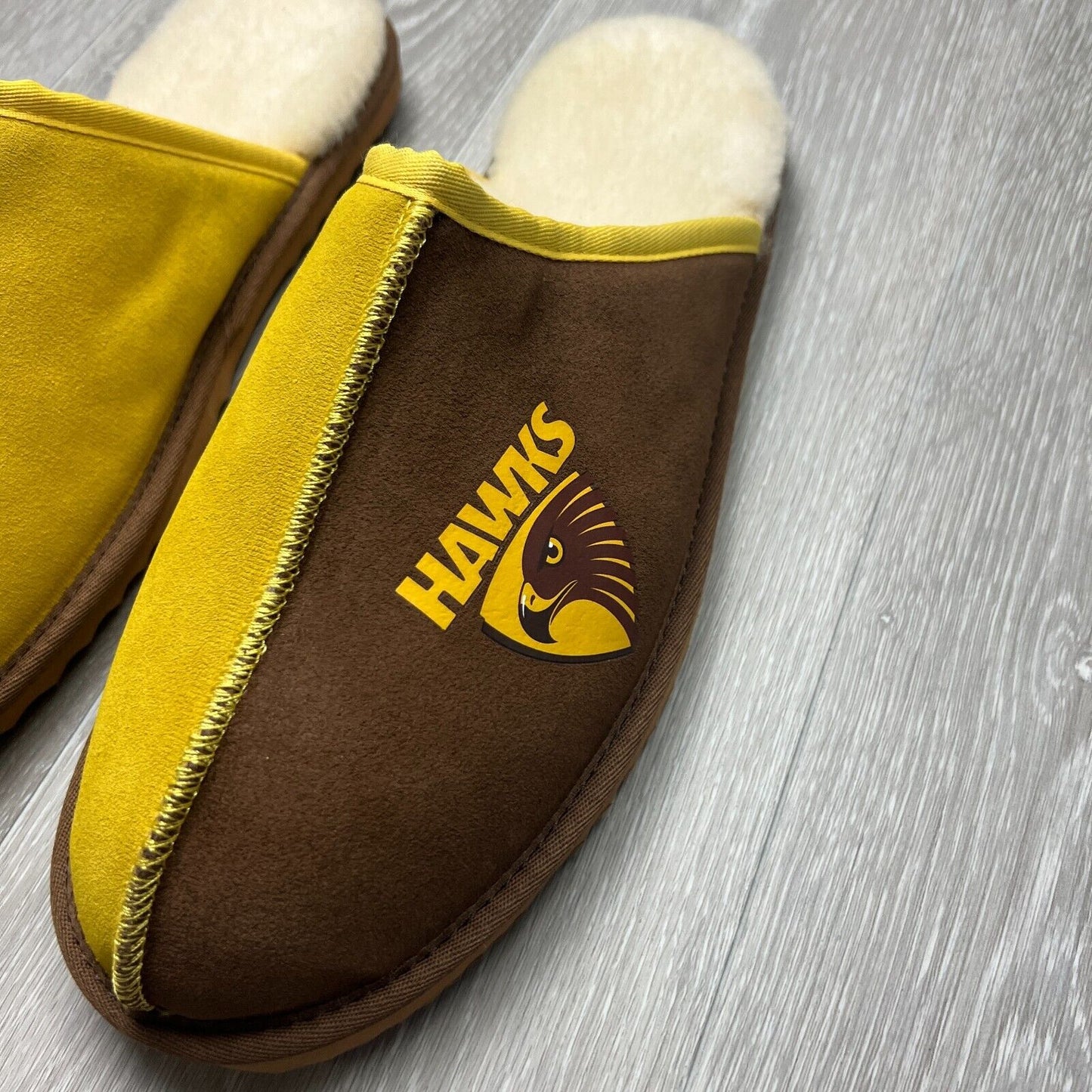 AFL Team Kicks Hawthorn Hawks Merino Wool Slippers Size US W 15 / M 14