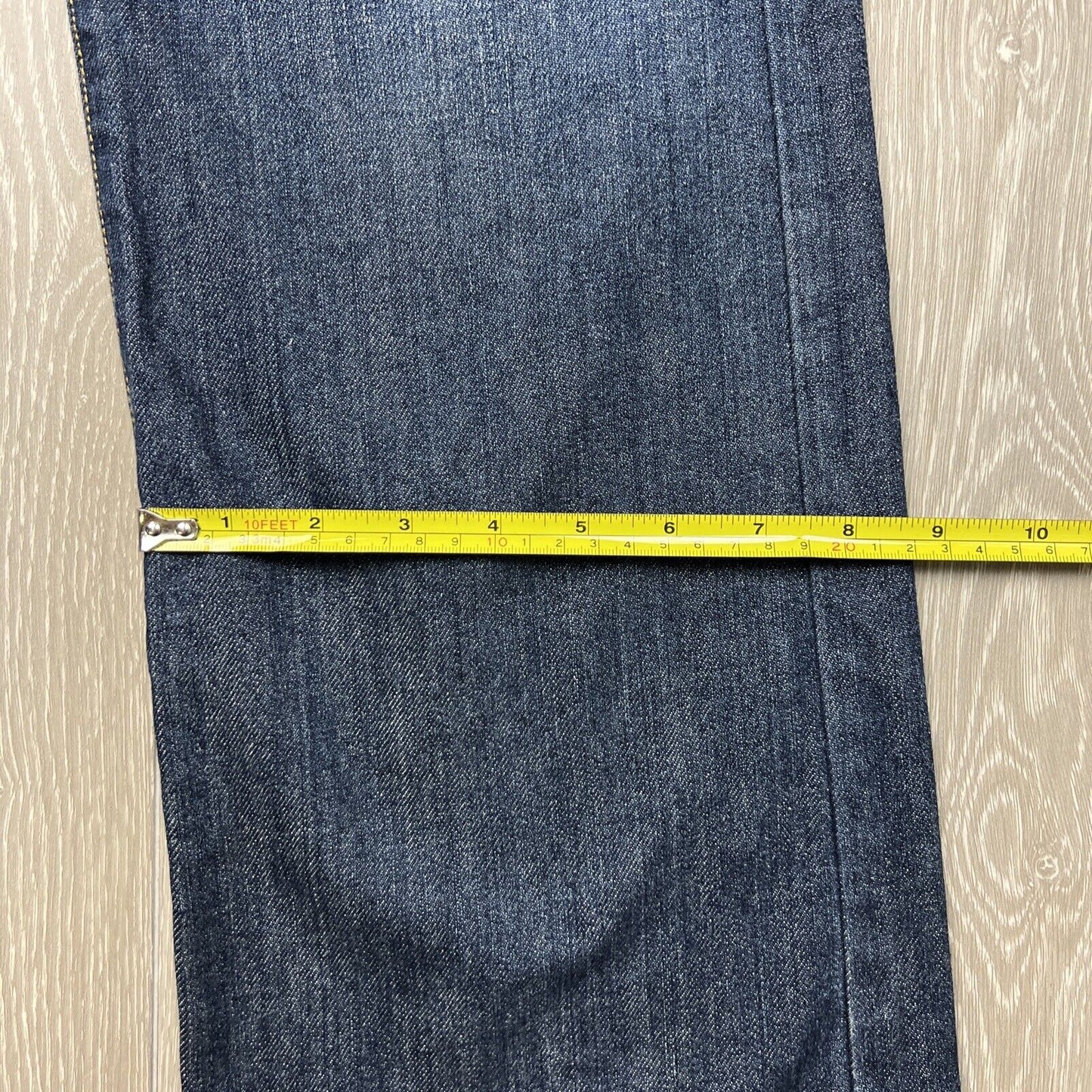 Guess Regular Straight Crescent Fit Mens Jeans Size 33 x 30