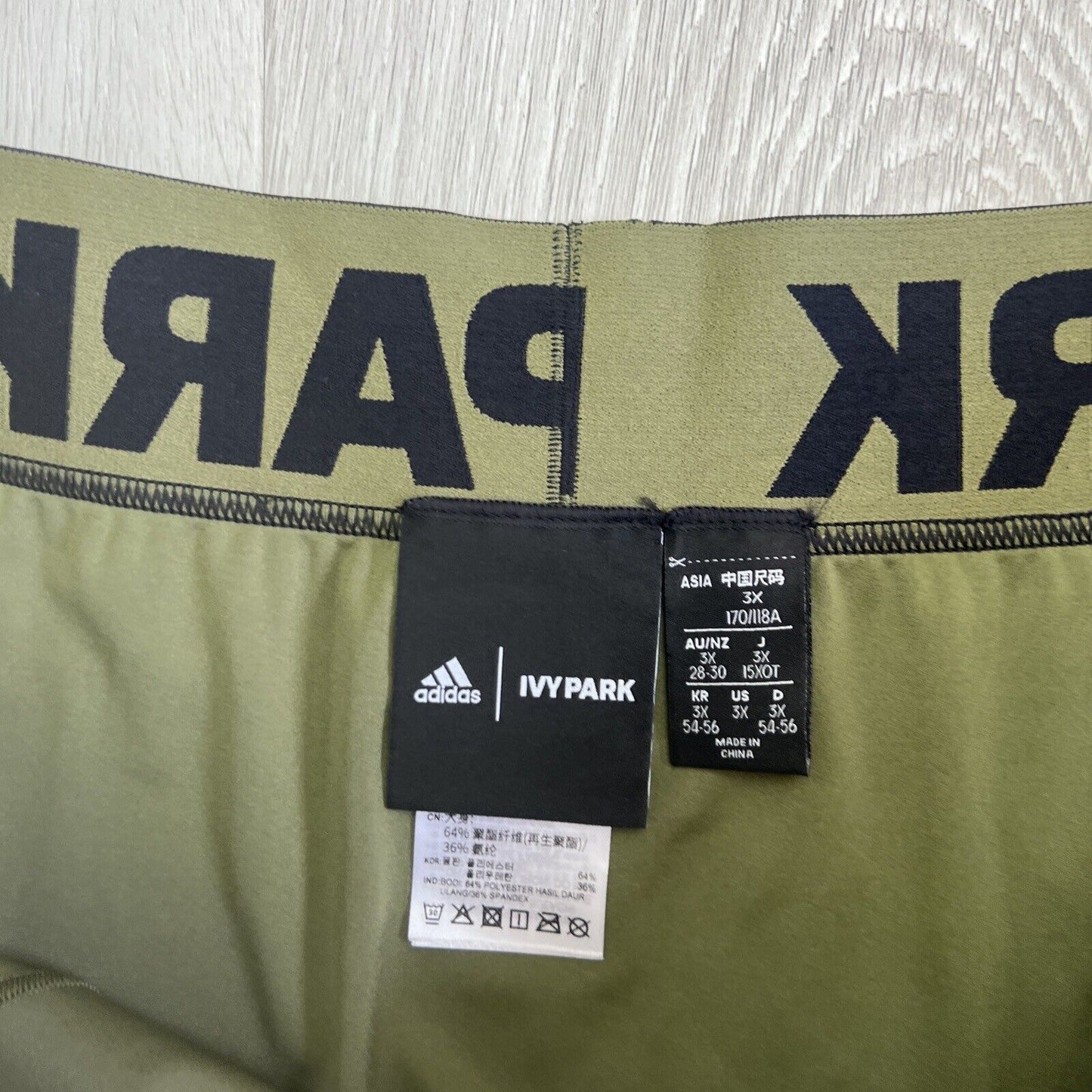 adidas x Ivy park Womens Olive Green Bike Shorts Size 3XL